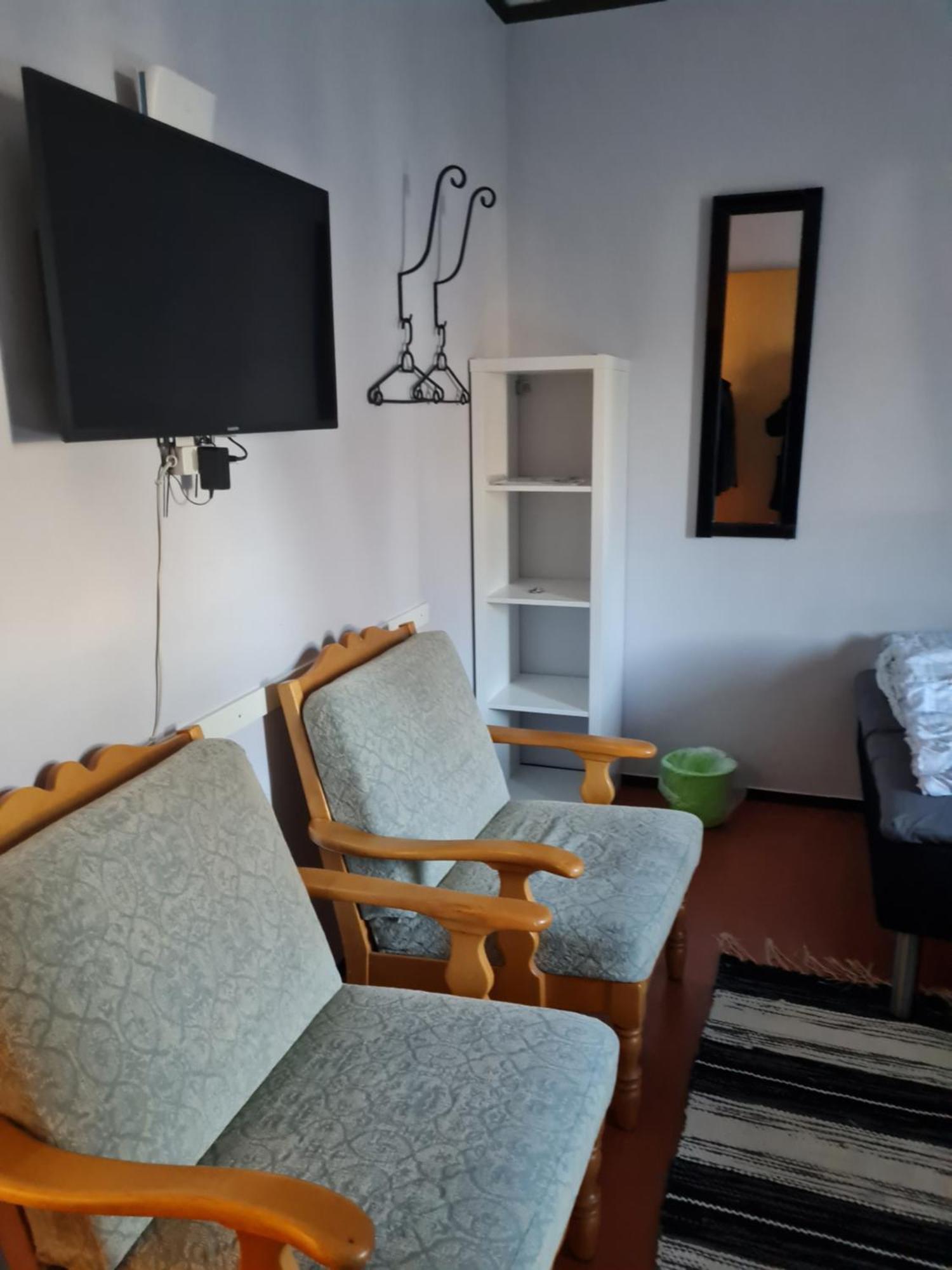 Bromoella Camping O Vandrarhem Exteriér fotografie